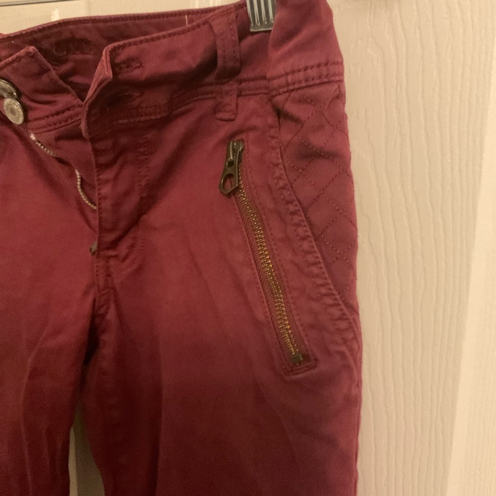American Eagle Maroon Moto Skinny Pants - Women’s Size 6 - Low Rise Stretch - Picture 5 of 13
